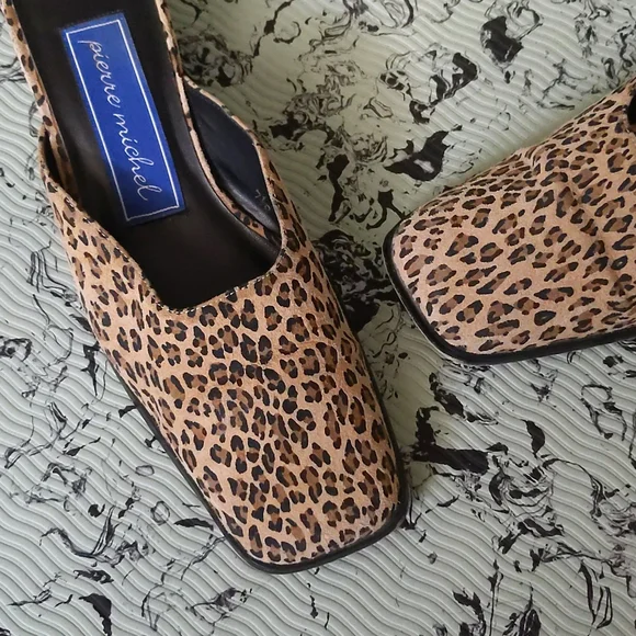 Vintage suede cheetah print mules - Picture 3 of 9
